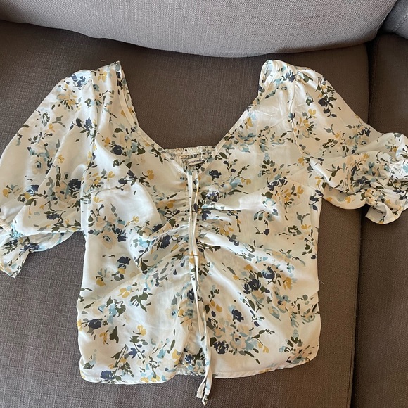 Abercrombie Floral Top XS - Picture 1 of 2